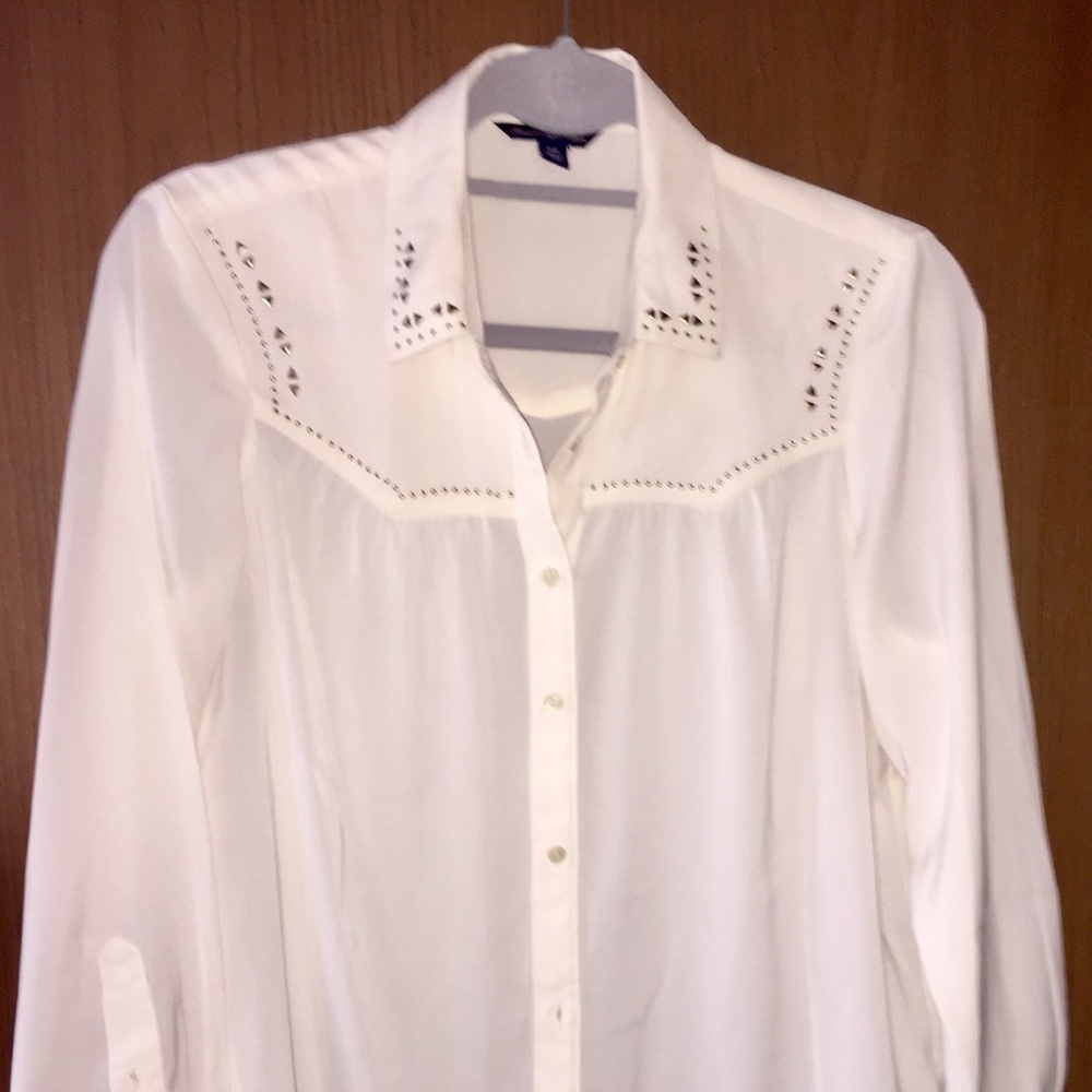 American Eagle White Shirt